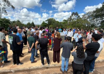 Parceria entre Prefeitura e iniciativa privada inaugura nova praça no setor oeste de Araxá