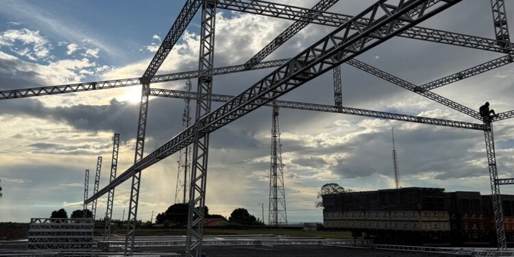 Araxá Rodeio Show inicia montagem de megaestrutura para edição 2026