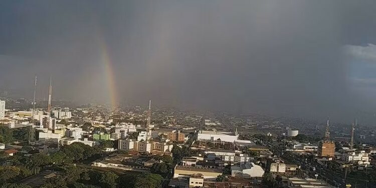 Fim do verão será marcado por pancadas de chuva e risco de temporais no Triângulo e Alto Paranaíba