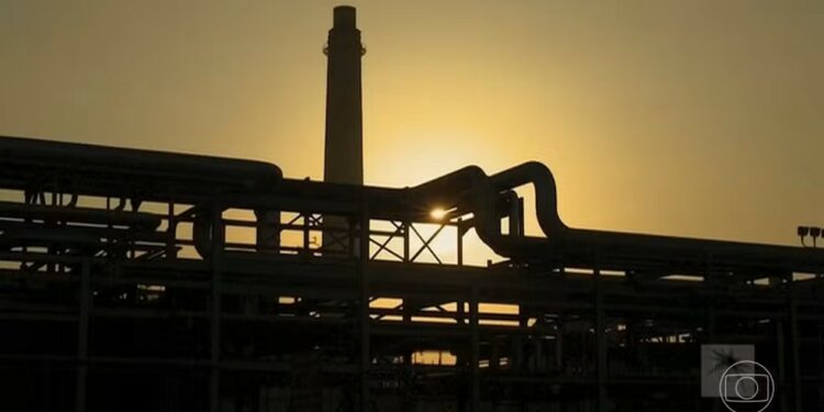 Irã diz ao mundo para se preparar para petróleo a US$ 200 o barril