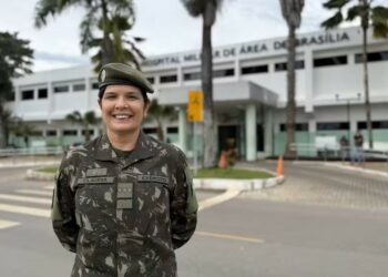Exército confirma Claúdia Cacho como primeira mulher general da história; médica assumirá hospital militar em Brasília