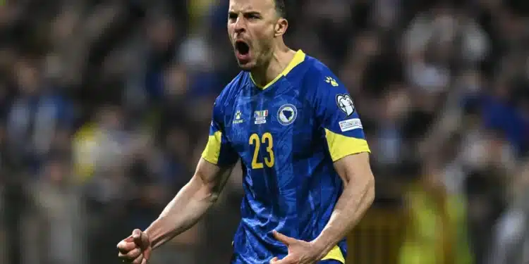 Itália é dominada pela Bósnia, perde nos pênaltis e está fora da Copa