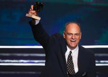 ‘Lenda’, ‘imparável’, ‘genial’: veja a repercussão internacional da morte de Oscar Schmidt