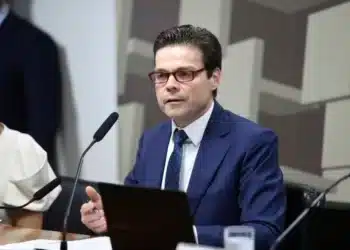 “Gordura” dos juros pode ajudar a combater inflação, diz diretor do BC