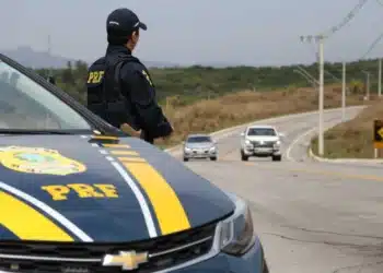 PRF passa a usar drones para aplicar multas