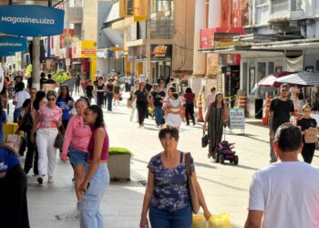 Procon Araxá orienta consumidores para compras seguras no Dia das Mães