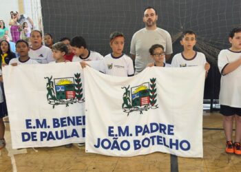Sábado esportivo movimenta Araxá com festival escolar de futsal e torneio de natação