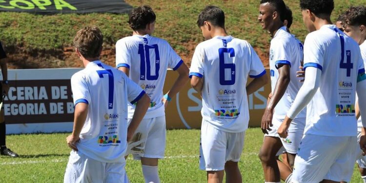Sub-17 do Dínamo vence Patrocinense por 4 a 2 fora de casa, pelo Campeonato Mineiro
