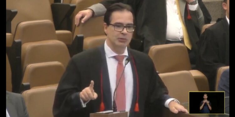 TJMG reconhece legalidade do abono natalino e Prefeitura de Araxá garante manutenção do benefício aos servidores
