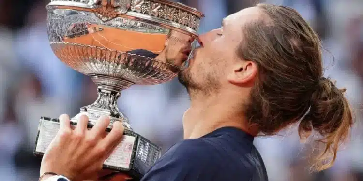 Zverev vence Roland Garros e conquista primeiro Grand Slam