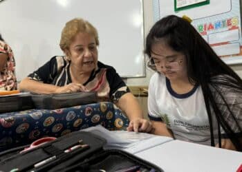 EJA oferece oportunidade para jovens e adultos retomarem os estudos em Araxá