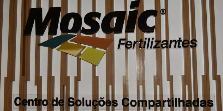 Para evitar demissões na Mosaic, Prefeitura de Uberaba sinaliza redução de impostos