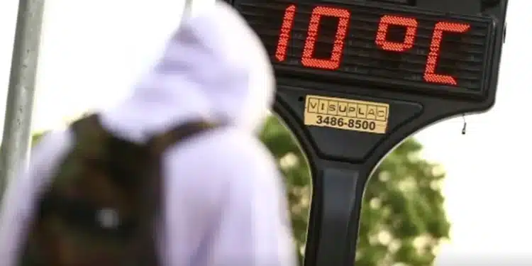 Clima: frente fria avança no Sul, mas calor seco predomina no país