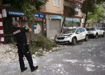 Novo tremor na Espanha deixa 3 feridos e leva a fechamento de Alhambra