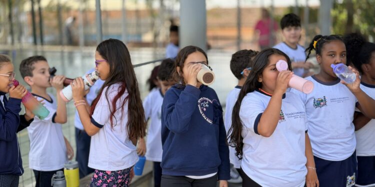 Secretaria de Educação orienta escolas da rede municipal sobre cuidados durante período de baixa umidade do ar