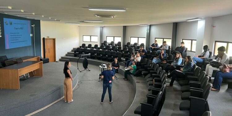 Cerca de 7 mil alunos da rede municipal passarão por avaliação para acompanhamento do estado nutricional