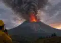 Após terremoto, Colômbia entra em estado de alerta por atividade vulcânica