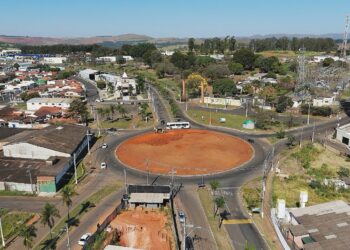 Praça da Bíblia começa a ser construída e vai transformar rotatória da Expominas em novo espaço de convivência