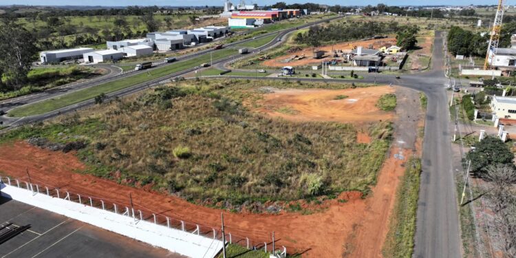 Prefeitura de Araxá realiza leilão on-line de 12 terrenos no Distrito Industrial