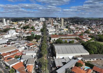 Araxá é a 4ª cidade de Minas Gerais que mais gerou empregos formais no primeiro semestre de 2026