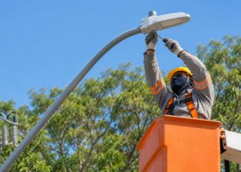 Araxá atende mais de 95% das demandas de iluminação pública e elimina solicitações atrasadas