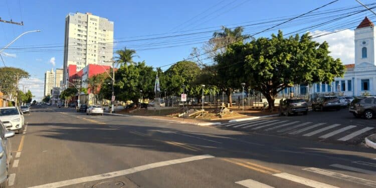 Prefeitura informa bloqueios em avenidas centrais para o desfile de 7 de setembro