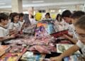 Feira “De Olhos nos Livros” reúne cerca de 3 mil títulos no Colégio São Domingos