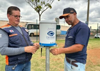 Defesa Civil instala novos pluviômetros para ampliar o monitoramento de chuvas em Araxá