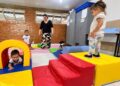 Secretaria de Educação entrega novos mobiliários e brinquedos para escolas e Cemeis de Araxá