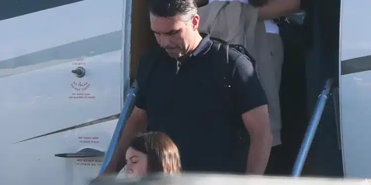 Em carta, Flávio se declara “verdadeiro presidente eleito do Brasil”