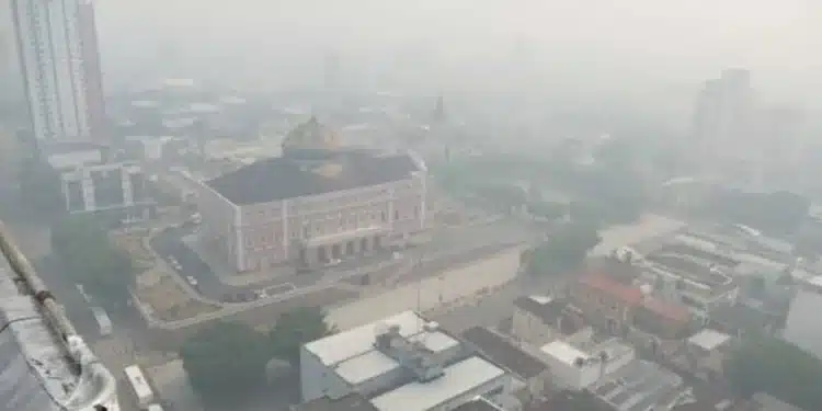Com queimadas, ar de Manaus tem poluição 9 vezes acima da referência da OMS