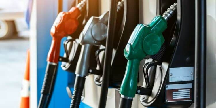 Governo prorroga subvenção ao diesel por mais 30 dias