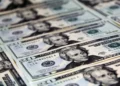 Ibovespa cai pelo 4º dia, e queda na semana passa de 17%; dólar sobe e fecha a R$ 5,38