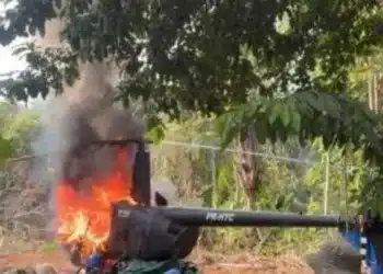 Helicóptero vindo da Venezuela é interceptado e destruído após ação da FAB