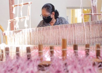 Ateliê de tecelagem preserva tradição e história de Araxá