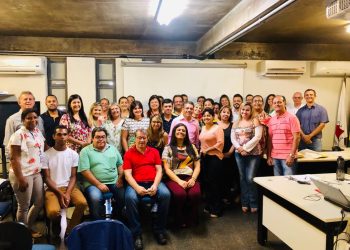 Representantes da Prefeitura de Araxá debatem problemas de saúde durante encontro regional