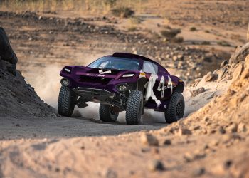 LEWIS HAMILTON ANUNCIA ENTRADA DE SUA EQUIPE NA EXTREME E