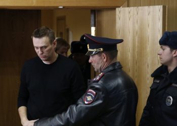 Em greve de fome, opositor russo Navalny será transferido a hospital