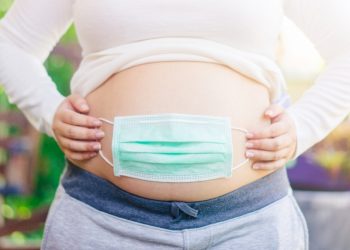 Lei que determina afastamento de grávidas do trabalho presencial é sancionada