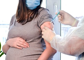 Araxá realiza vacinação em gestantes e puérperas com comorbidades nesta terça-feira (25)