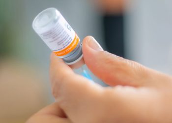 Araxá retoma vacinação de idosos entre 80 a 84 anos