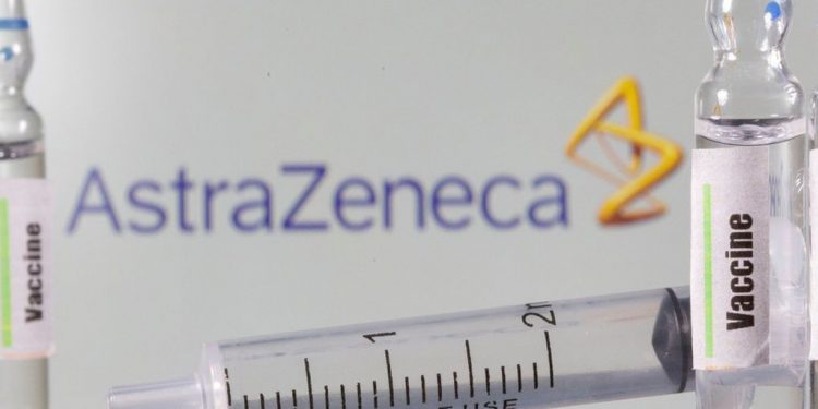 Araxá suspende vacinação de grávidas e puérperas por recomendação da Anvisa